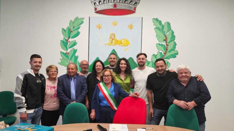 Galleria foto 'Nel comune più piccolo della Puglia “comandano” le donne: Giunta tutta al femminile per la sindaca Giannini' - foto 1