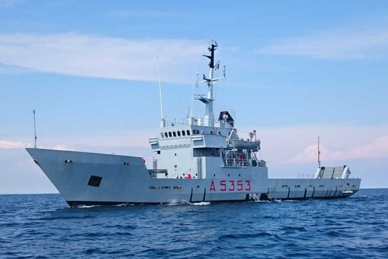 Brindisi, contrabbando di sigarette su una nave della Marina: indagati 4 militari e un ufficiale libico