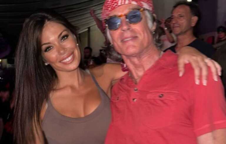 Ronn Moss al concerto di Vasco Rossi con la modella barese protagonista del suo ultimo videoclip