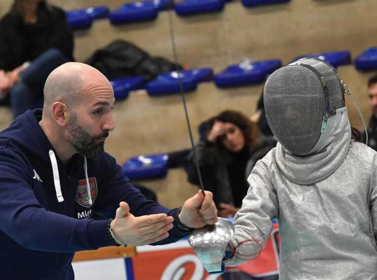 Assoluti di scherma a Bari, Buenza: «I campionati  del 2025 ci rendono felici e orgogliosi» – L’INTERVISTA