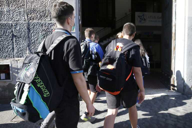 Scuole aperte in estate ma in Puglia è un bluff: tante idee ma “rimandate” a settembre