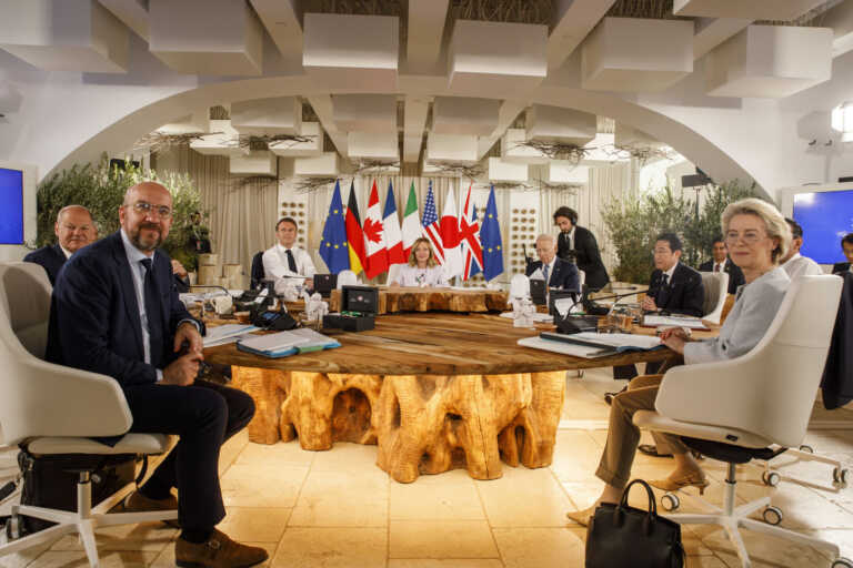 G7 in Puglia, i leader adottano la dichiarazione finale del summit. Migranti, Russia, Gaza: i punti salienti