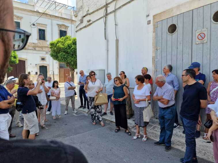 “Magica Valle d’Itria e Festival… 50 anni in una passeggiata”, la mostra a Martina Franca – FOTO