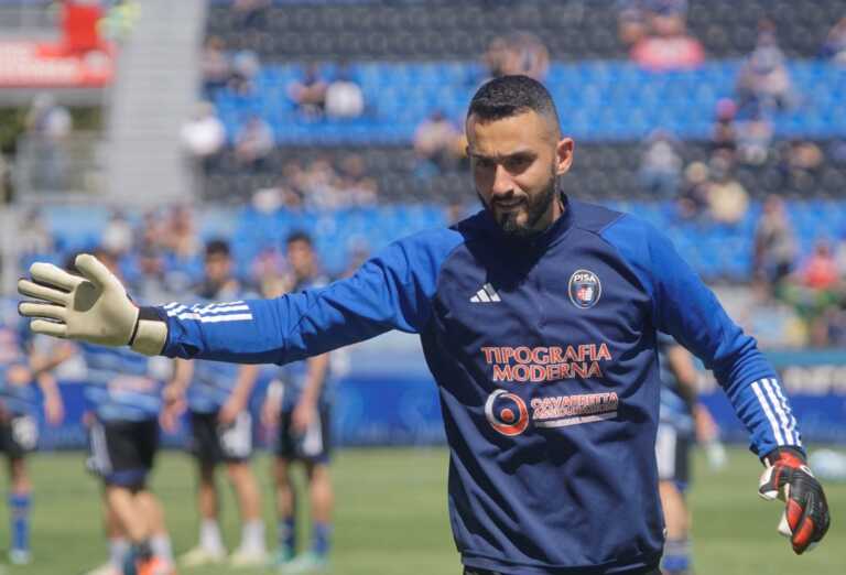 Serie B, il Bari per la porta punta Nicolas e abbandona Radunovic