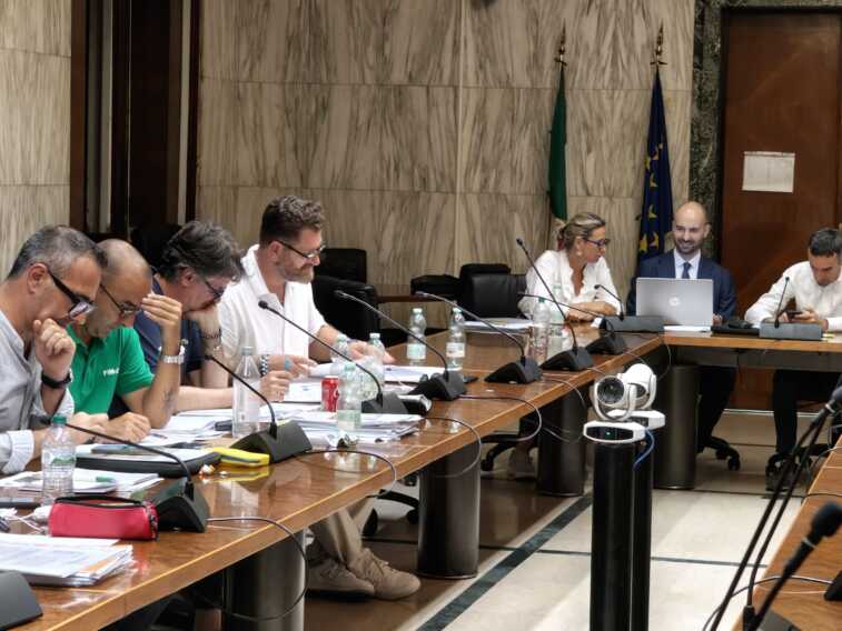 Acciaierie d’Italia, accordo unitario sulla cassa integrazione per 4mila lavoratori