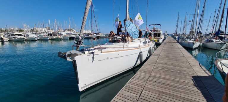 Galleria foto 'Gita in barca a vela per 6 pazienti dell’Asl di Bari: una terapia “speciale” con sole e mare – FOTO' - foto 6