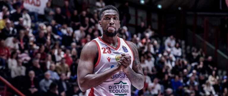 Basket, due americani per la Valtur Brindisi: nel mirino i giganti Ogden e Varnado