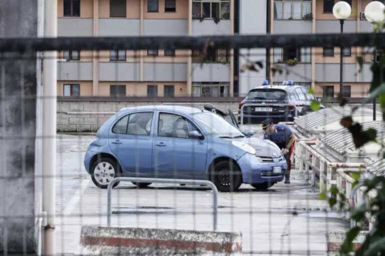 Galleria foto 'Tragedia in provincia di Venezia: dimenticata in auto dal padre, bimba di un anno muore di caldo' - foto 1