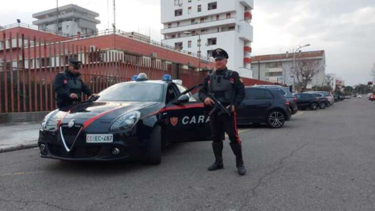 Policoro, 51enne morto in ospedale dopo un’aggressione in centro: fermato un uomo