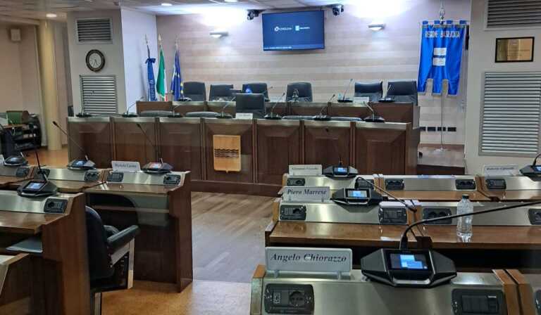Consiglio regionale deserto in Basilicata: giunta rinviata e non si discute di autonomia differenziata