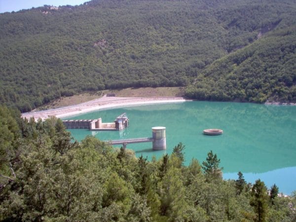 Basilicata, 230 milioni per risolvere la crisi idrica. Amendola: «Intervenga la Protezione civile»