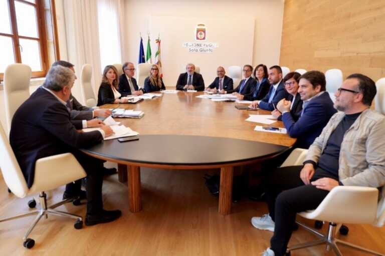 Regione Puglia, lontano l’accordo sulle nomine: slittano giunta e rimpasto
