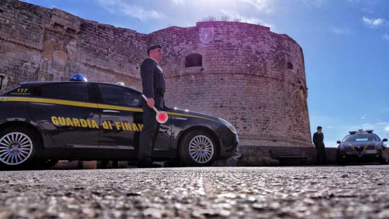 Scoperti sei lavoratori in nero in lidi e ristoranti a Otranto e Santa Maria di Leuca