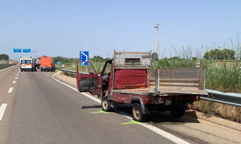 Scontro tra un furgone e un autocarro sulla statale 7ter nel Brindisino: un morto e un ferito
