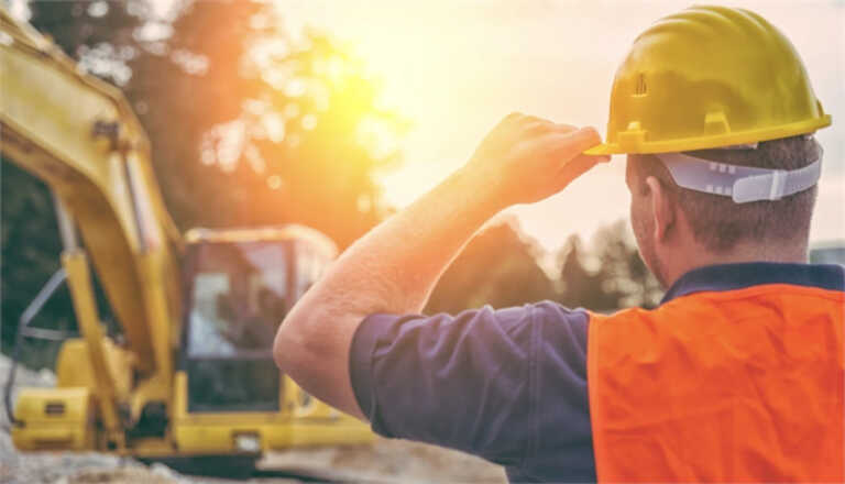 Emergenza caldo, nuova ordinanza in Puglia: stop a lavori edili e florovivaistici nelle ore a rischio