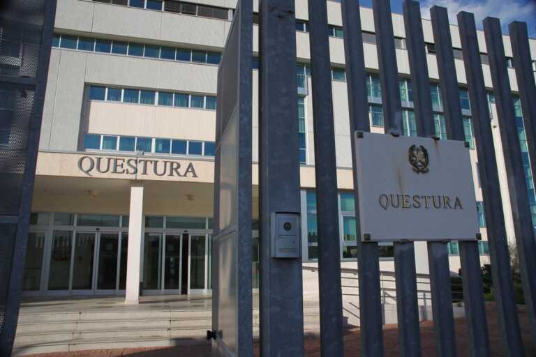 Manduria, scrive “Allah” sui muri delle chiese e minaccia i suoi connazionali: denunciato