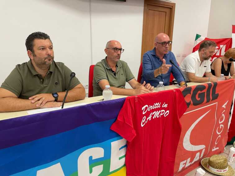 Foggia, sindacati contro sfruttamento e caporalato: «Saremo tra i braccianti»