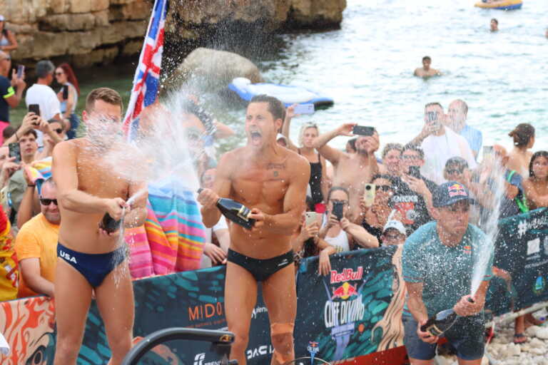 Red Bull Cliff Diving a Polignano, Popovici vince di 2 centesimi. Iffland bissa il successo del 2023