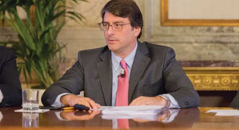 A Stefano Barrese la cittadinanza onoraria di Cisternino, il manager: «5 miliardi per le imprese pugliesi»