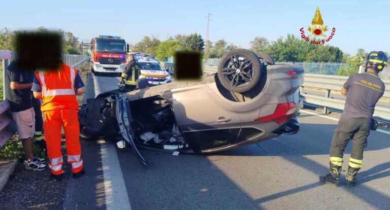 Casamassima, incidente sulla Statale 100: un’auto si è ribaltata con 5 ragazzi a bordo. Nessun ferito