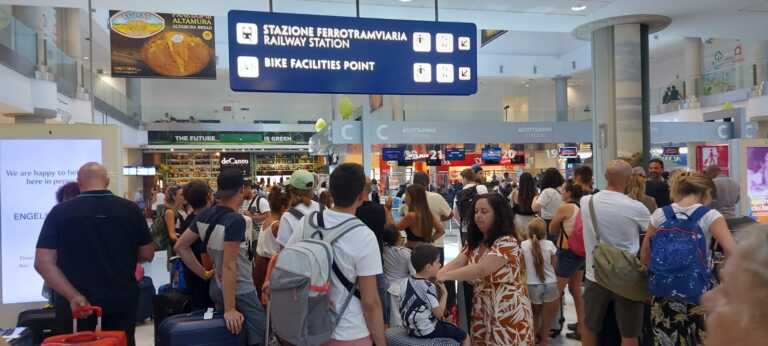 Luglio da record negli aeroporti pugliesi: 1,2 mln di passeggeri a Bari, Brindisi e Foggia