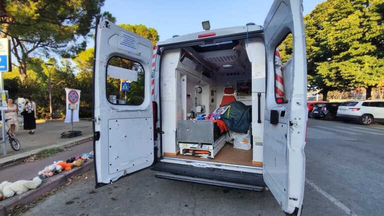 Galleria foto 'Ucraina, arriva a Taranto l’ambulanza mitragliata dai russi a Kharkiv – FOTO' - foto 2