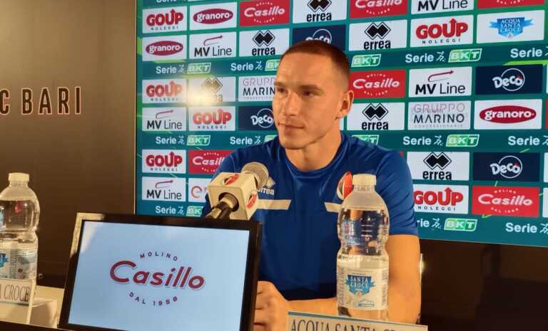 Bari, il portiere Radunovic: «Lotto per il vertice e riprendermi la serie A»
