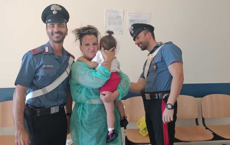 Taranto, rischia di soffocare con un pezzo di pollo: bimba salvata dai carabinieri
