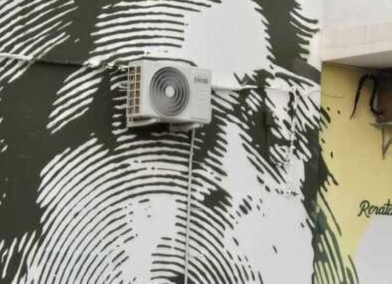 Ugento: un condizionatore deturpa il murale per Renata Fonte, assessora uccisa dalla mafia