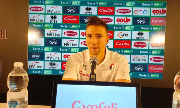 Bari, Novakovich si presenta: «È una piazza speciale, pronto a dare tutto»