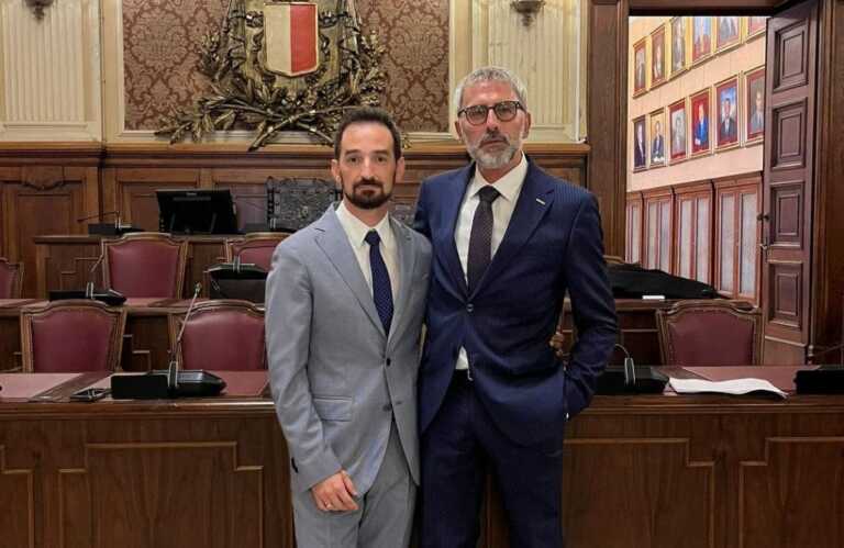 Bari, il M5s lascia la maggioranza: «Vertici autoritari». Innamorato replica: «Decisione personale»