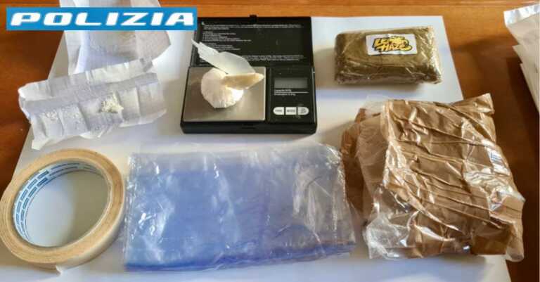 Fermato spacciatore a Nova Siri, in borsa più di 100 grammi di droga pronti alla vendita: arrestato 57enne. Sequestrati hashish e cocaina