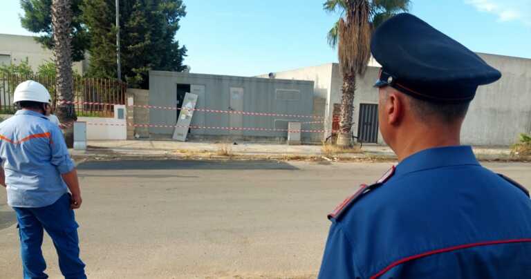 Tenta di rubare cavi da una cabina dell’Enel ma resta folgorato: ferito un 43enne a Melissano