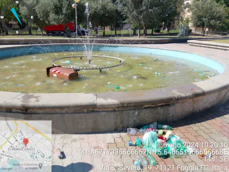 Vandalizzata la fontana di largo Sant’Anna a Foggia. La sindaca: «Atto incivile»