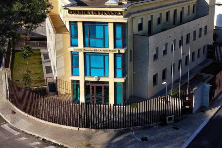 Evade il fisco per oltre 250mila euro: sequestrati due immobili a un imprenditore salentino