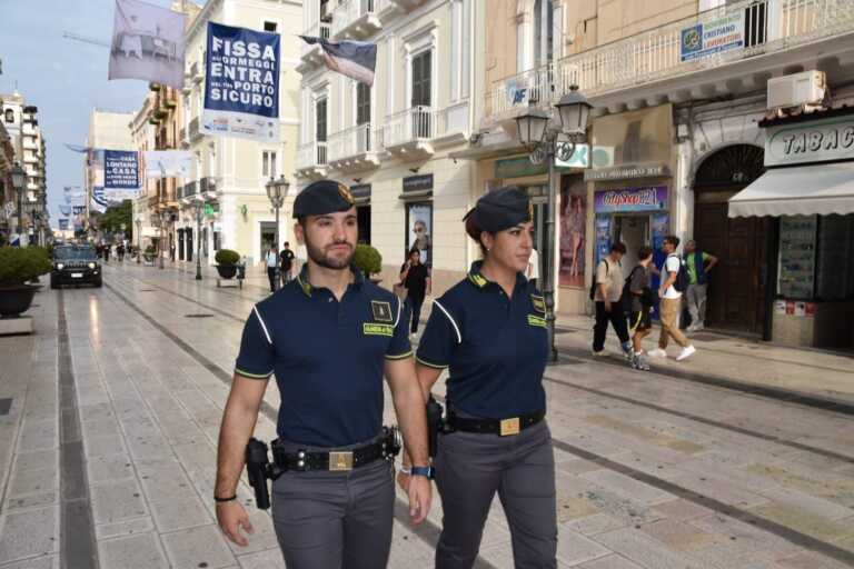 Sequestrati oltre 7mila euro in banconote false nel Tarantino: indaga la Gdf