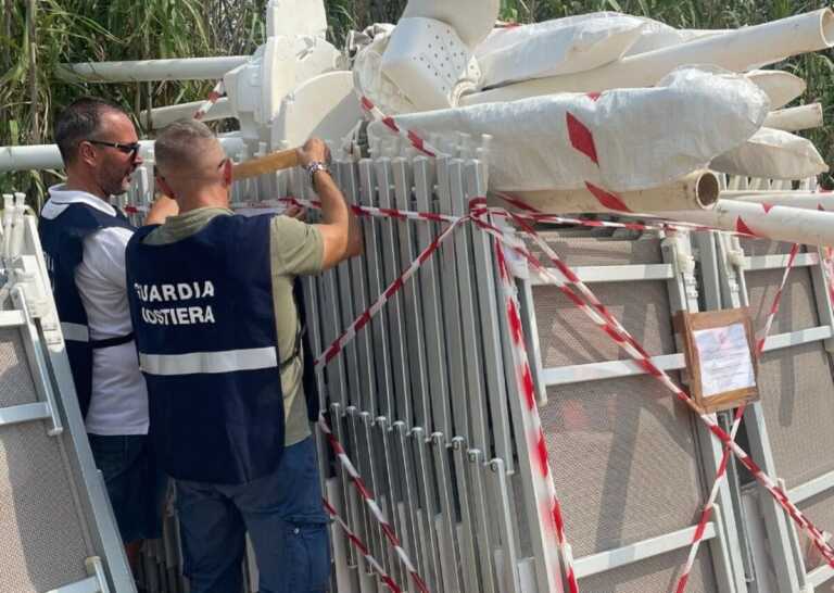 Salve, la Guardia costiera ha liberato 2mila mq di spiaggia da abusivo