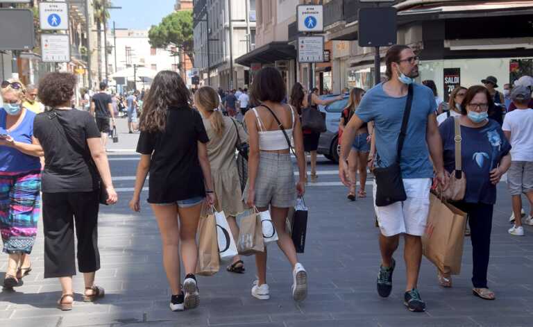 Confcommercio Bari-Bat, D’Ingeo: «I saldi sono un flop. Per aiutare il commercio si punti sulle periferie»