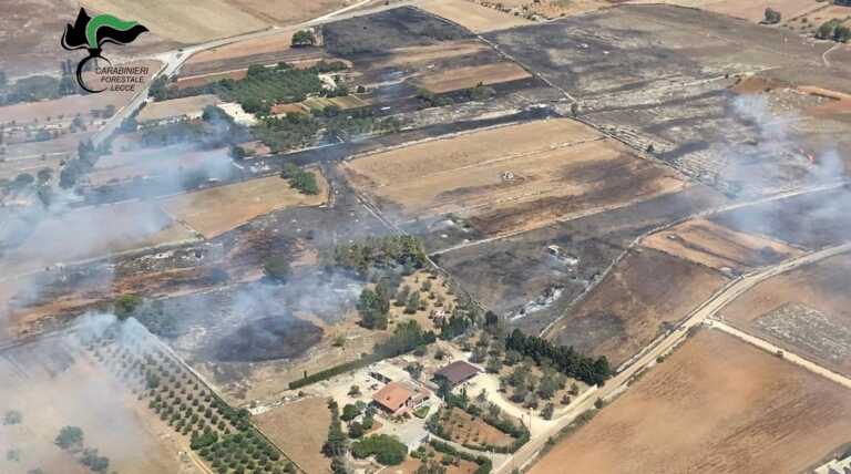 Incendi boschivi, nel Salento si fa prevenzione con gli elicotteri: arrestato un piromane a Racale