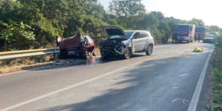 Incidente a Cisternino, due auto si scontrano sulla provinciale: muore un 52enne