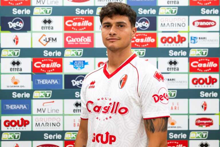 Bari, ufficializzato il prestito di Valerio Mantovani dall’Ascoli: Zuzek in partenza