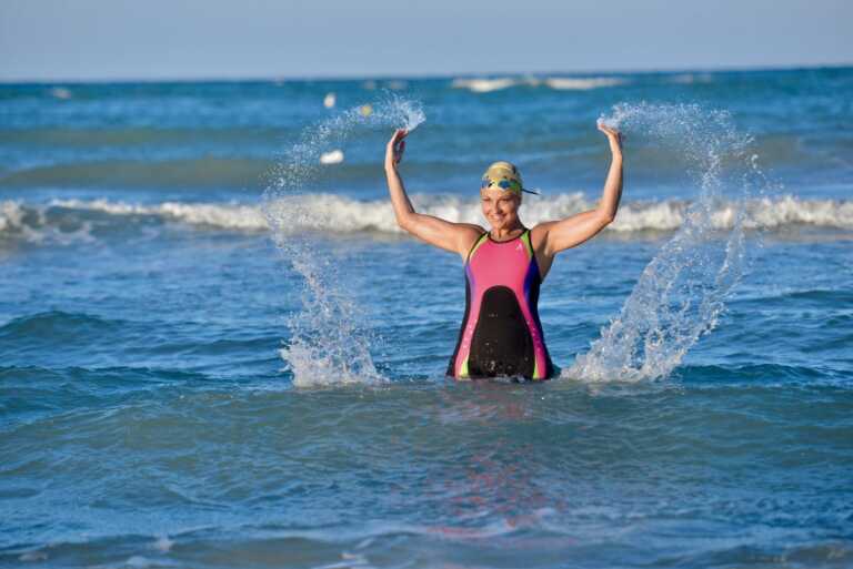 Mesagne, Monica Priore sfida “a nuoto” anche il diabete: «Non è un limite» – L’INTERVISTA