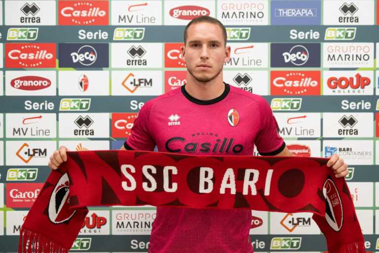 Bari, ecco il nuovo portiere Radunovic dal Cagliari. Acquistato Onofrietti dal Dortmund – FOTO