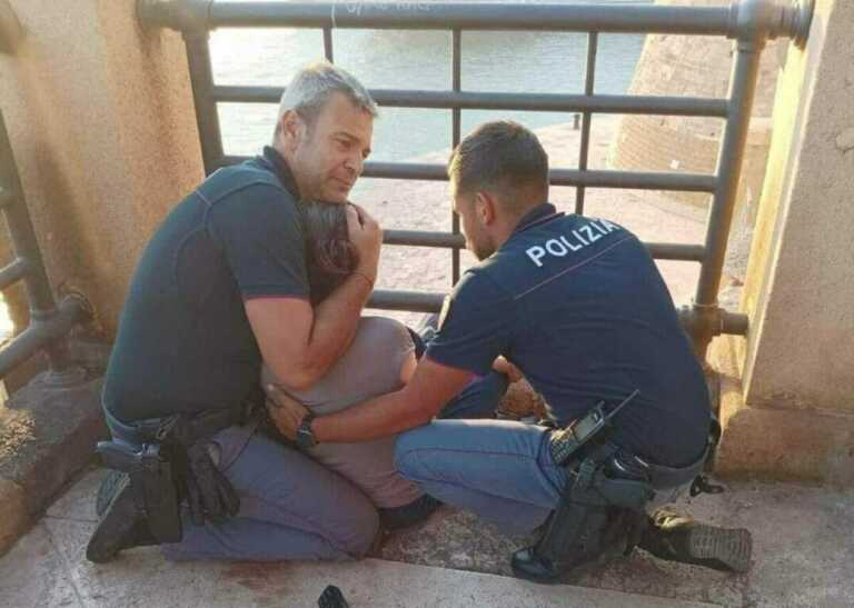Taranto, 42enne tenta il suicidio: poliziotti l’afferrano e le salvano la vita