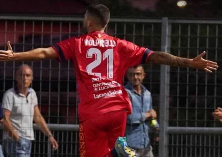 Serie C, il Picerno dà spettacolo: l’Avellino demolito 4-1.  Volpicelli, che doppietta