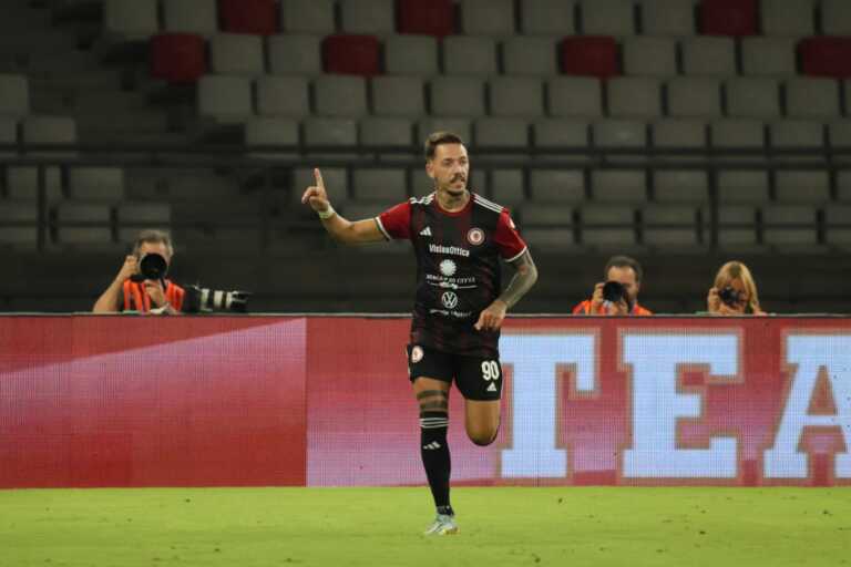 Serie C, il Foggia stende l’Altamura al “San Nicola”: 2-0 con una doppietta di Emmausso