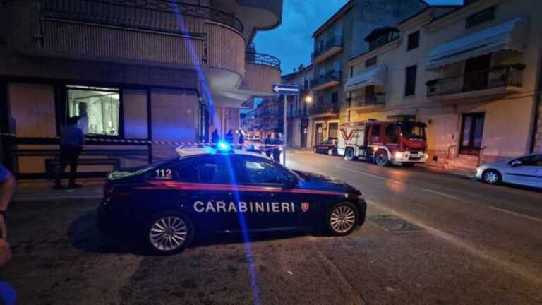 Boato nella notte a San Marco in Lamis: fanno esplodere il bancomat e fuggono