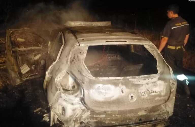 Racale, auto rubata e data alle fiamme in aperta campagna: indagini in corso