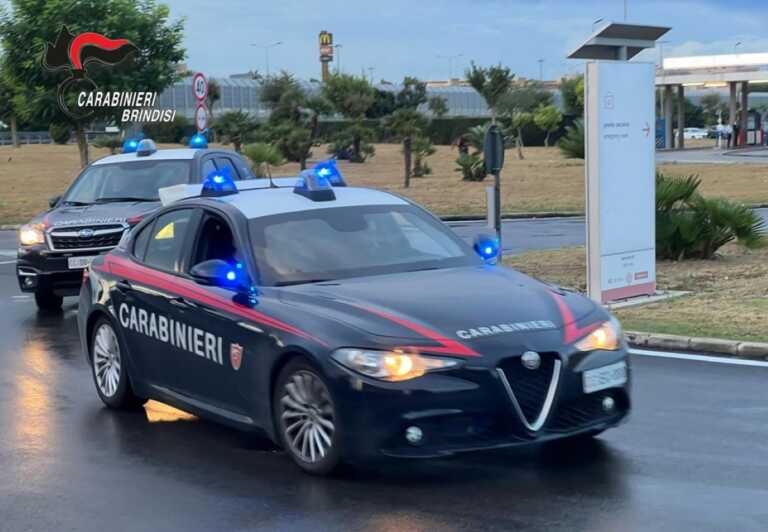 Brindisi, auto rubate al Perrino e restituite col metodo del “cavallo di ritorno”: 5 arresti