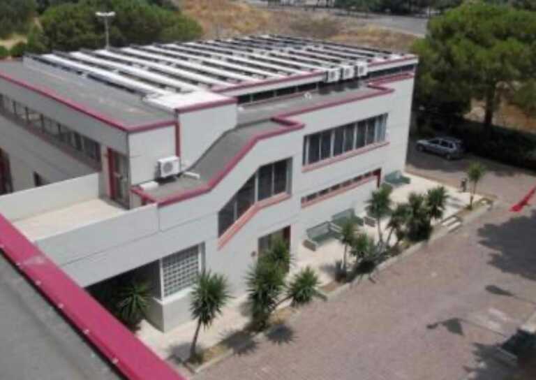 Taranto, pioggia nelle aule: facoltà di Economia verso la ristrutturazione
